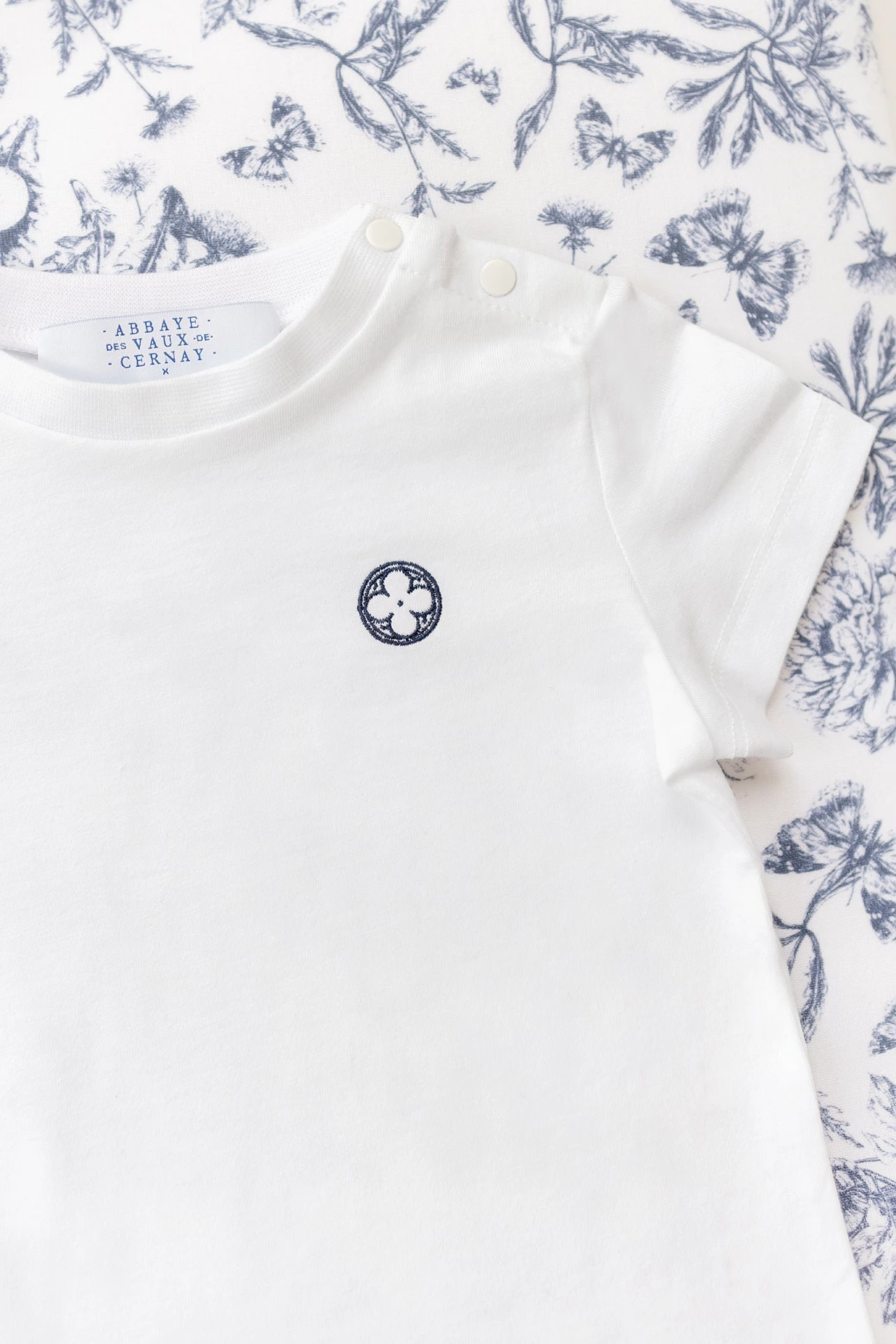 T-shirt Layette - Tartine Et Chocolat X Abbaye Des Vaux De Cernay 4 T-shirt Layette - Tartine Et Chocolat X Abbaye Des Vaux De Cernay – Image 2