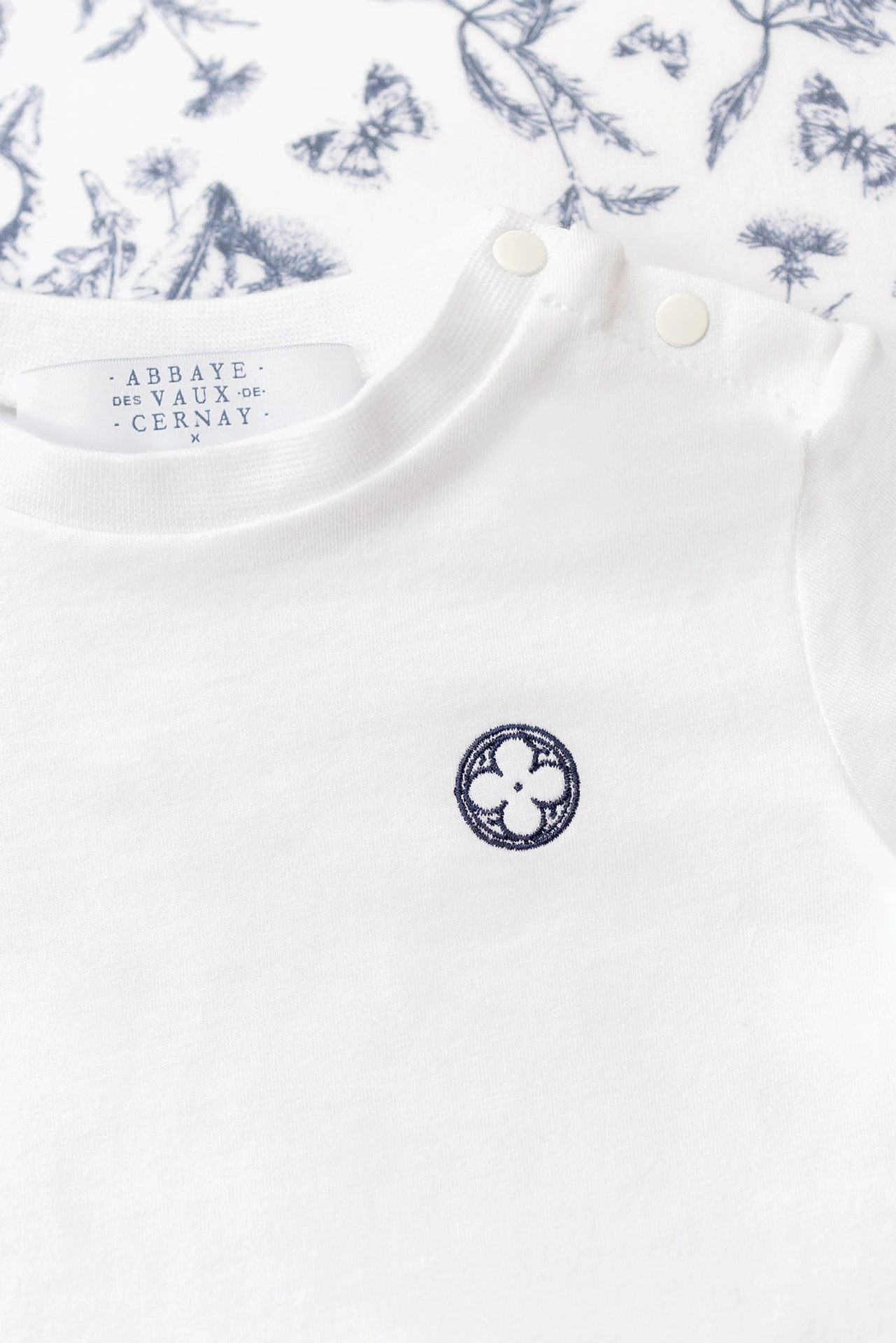 T-shirt Layette - Tartine Et Chocolat X Abbaye Des Vaux De Cernay 5 T-shirt Layette - Tartine Et Chocolat X Abbaye Des Vaux De Cernay – Image 3