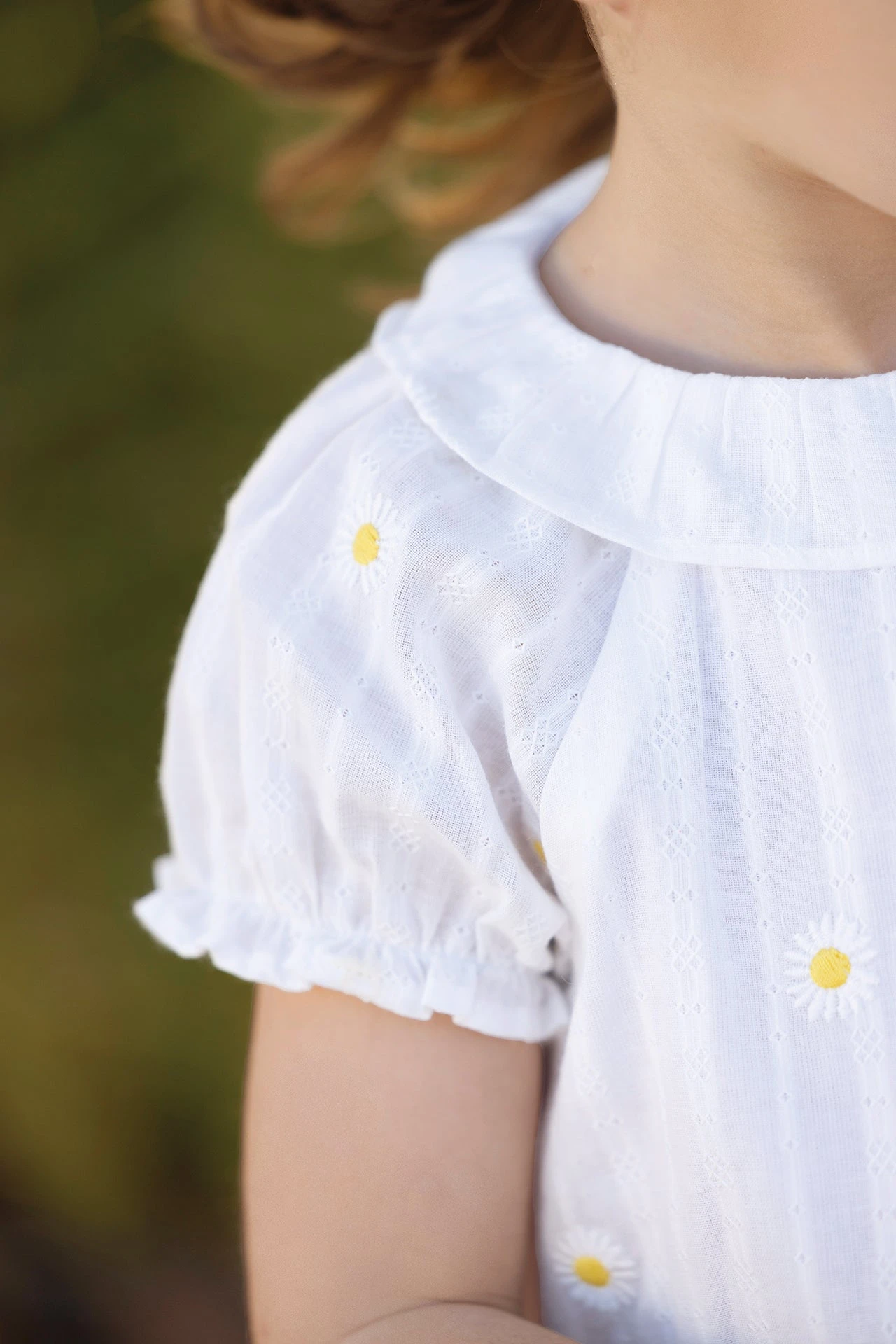 Blouse - Blanc Marguerites Brodées 4 Blouse - Blanc Marguerites Brodées – Image 2