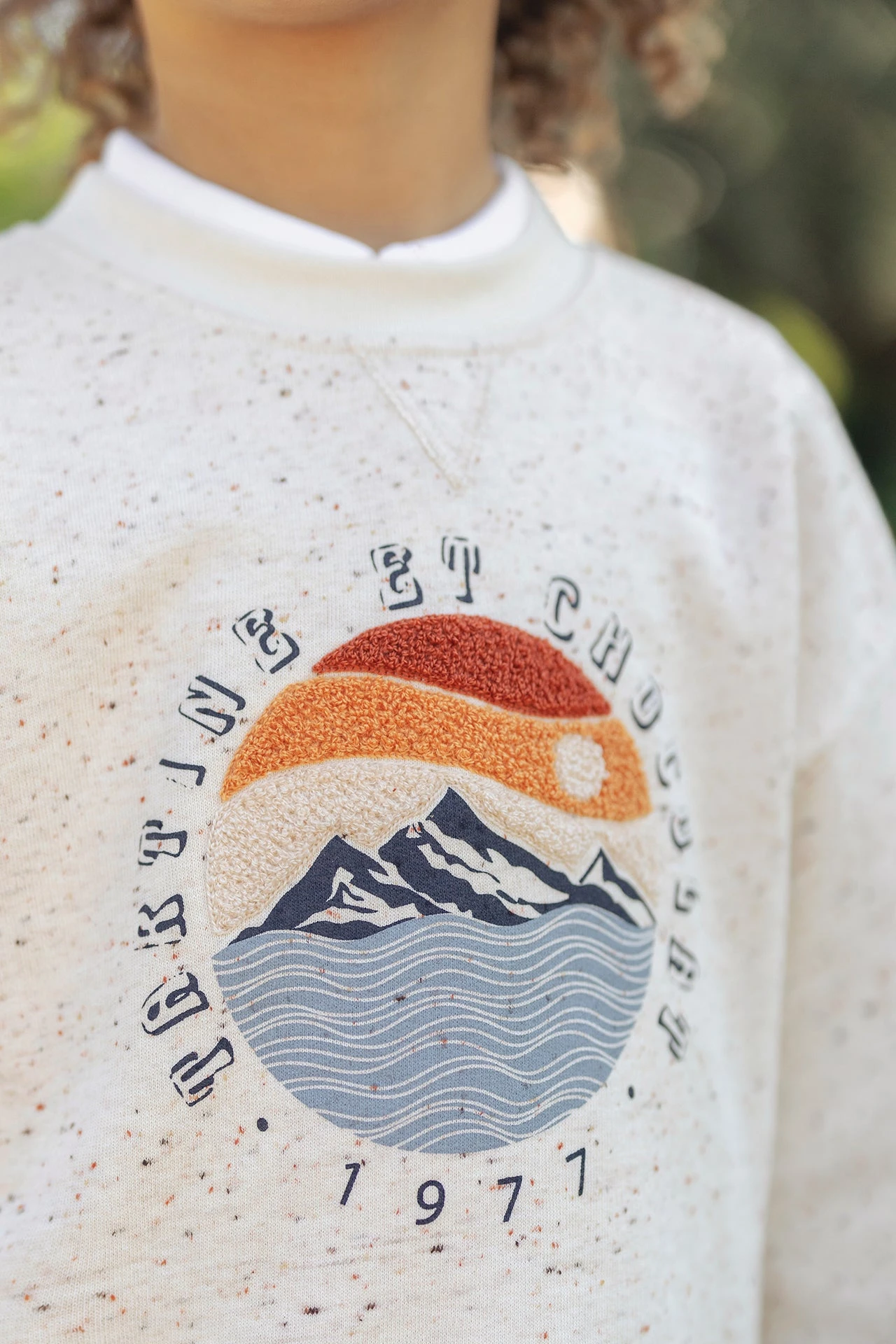 Sweat - Beige Illustration Soleil Couchant 4 Sweat - Beige Illustration Soleil Couchant – Image 2