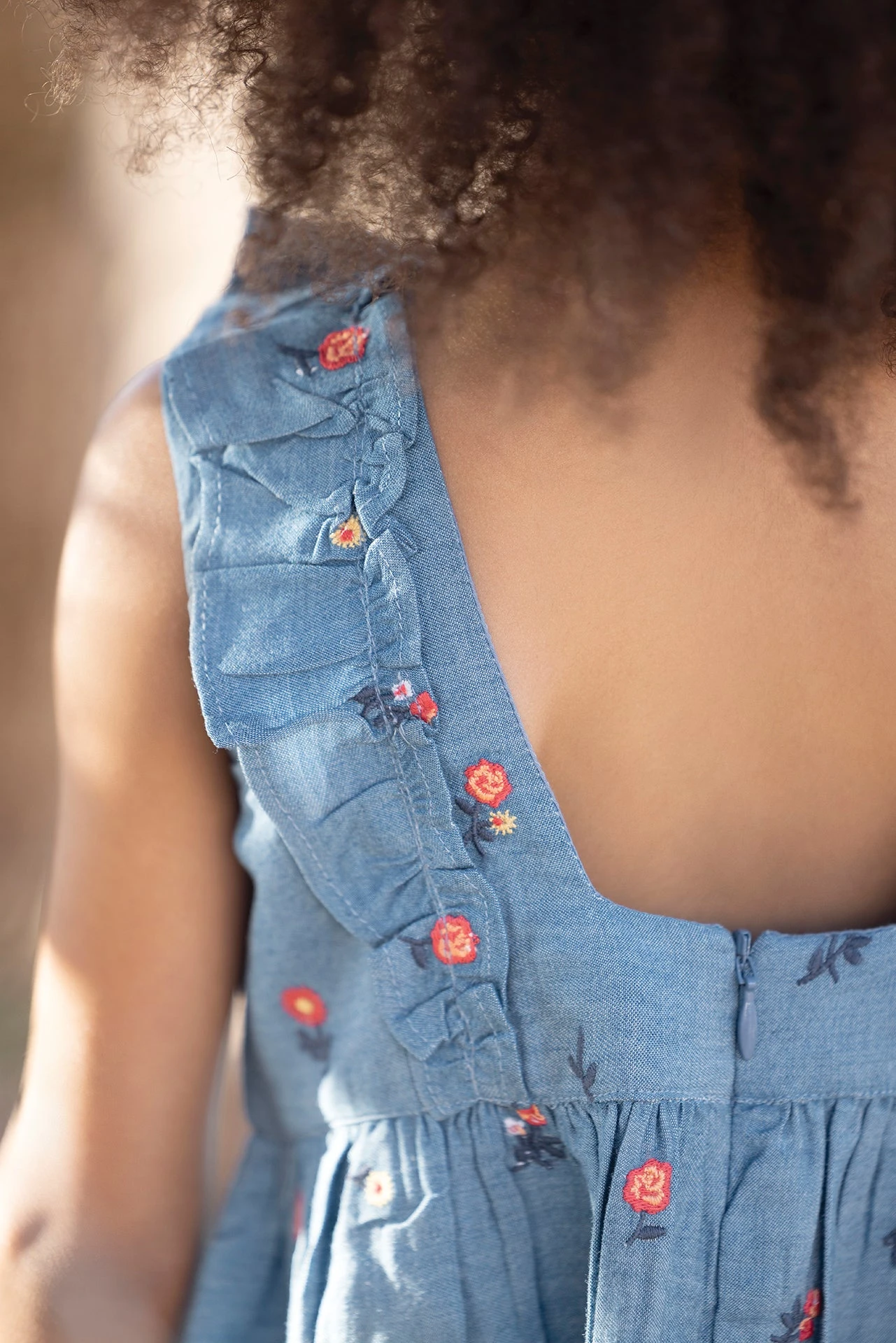 Robe - Bleu Denim Broderies 5 Robe - Bleu Denim Broderies – Image 3