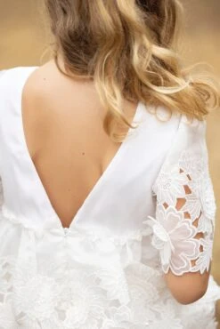 Robe - Blanc Broderies Relief -Mode Enfantine TY30292 01 7