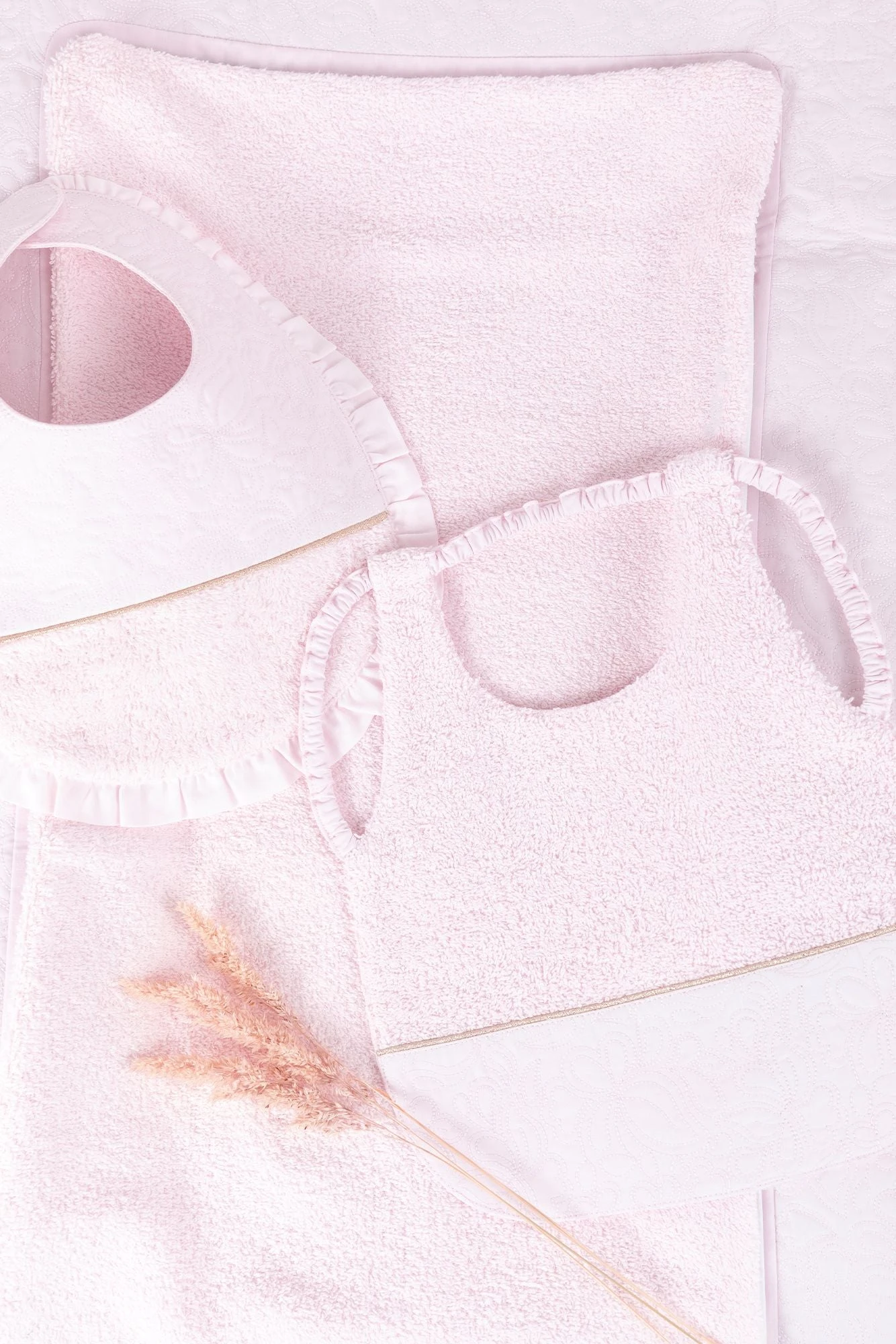 Bavoir - Delicatesse Rose Pâle T2 3 Bavoir - Delicatesse Rose Pâle T2